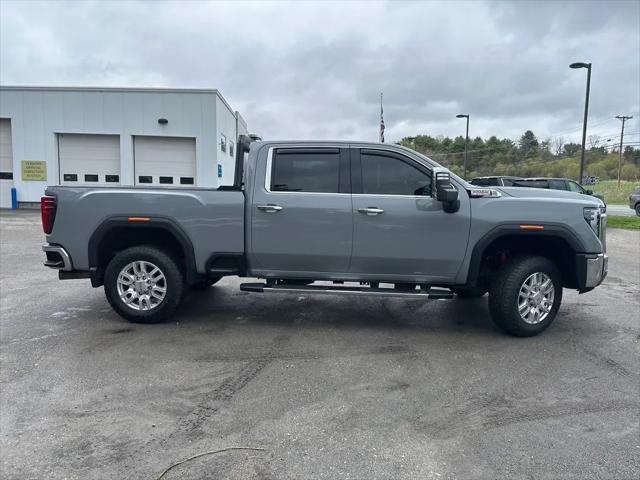 2024 GMC Sierra 2500HD 4WD Crew Cab Standard Bed SLT