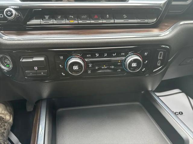 2024 GMC Sierra 2500HD 4WD Crew Cab Standard Bed SLT