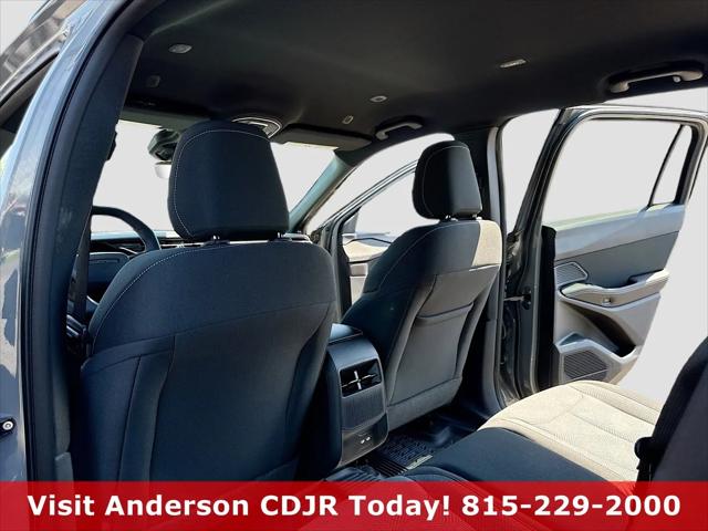 2026 Jeep Cherokee Laredo 4x4