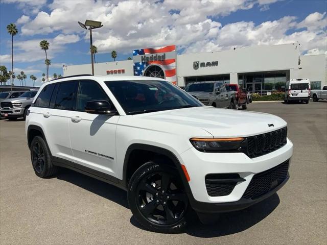 2023 Jeep Grand Cherokee Altitude 4x2 for sale in Bakersfield, CA
