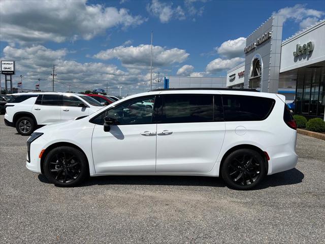 2027 Chrysler Pacifica PACIFICA LIMITED 2027 Chrysler Pacifica PACIFICA LIMITED