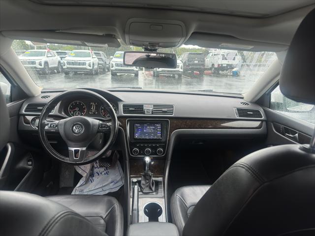 2015 Volkswagen Passat 1.8T SEL Premium