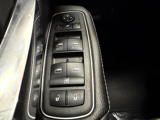 2022 Ram 1500 Laramie Crew Cab 4x4 5'7" Box