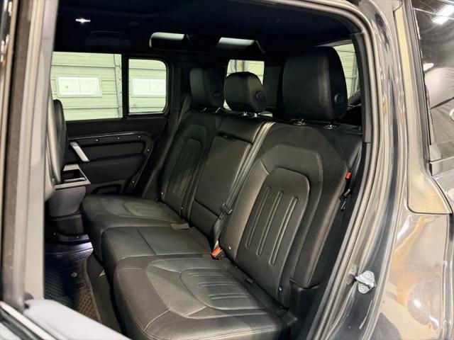 2022 Land Rover Defender 110 X-Dynamic SE