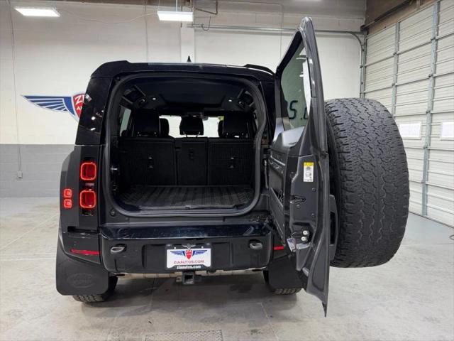2022 Land Rover Defender 110 X-Dynamic SE