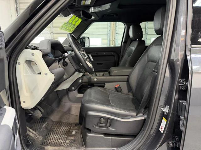2022 Land Rover Defender 110 X-Dynamic SE