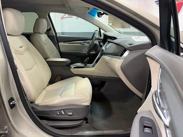 2017 Cadillac XT5 Premium Luxury