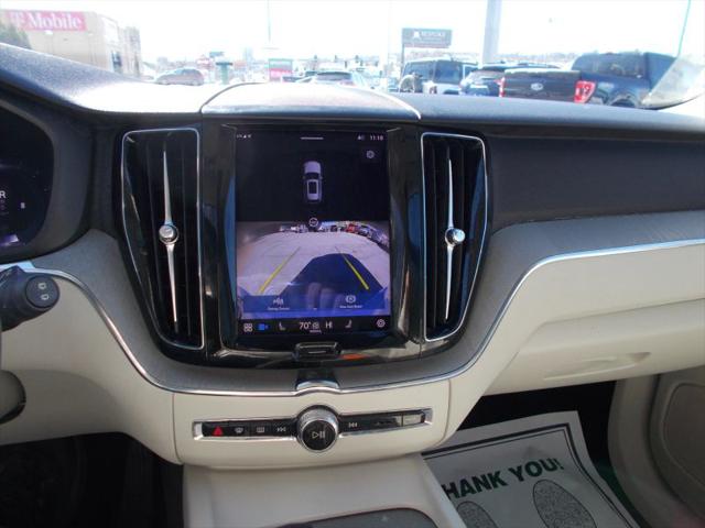 2023 Volvo XC60 B5 Plus Bright Theme