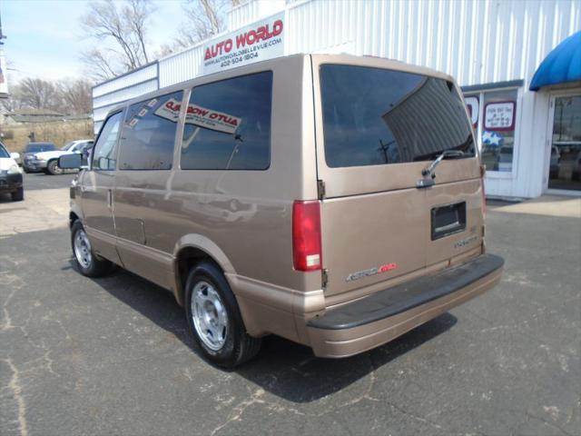 2003 Chevrolet Astro LS