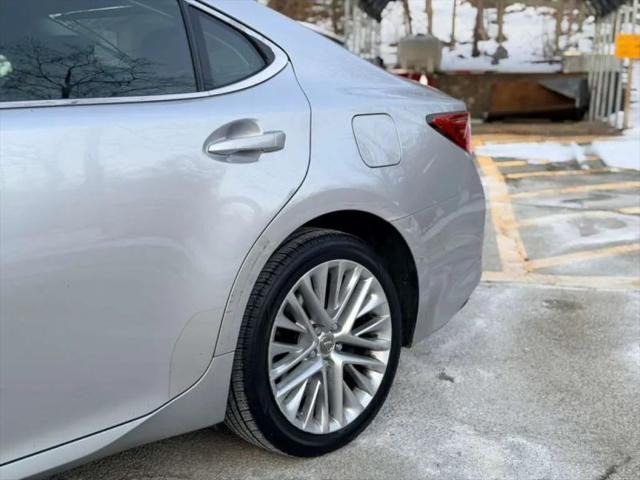 2015 Lexus ES 350 Crafted Line