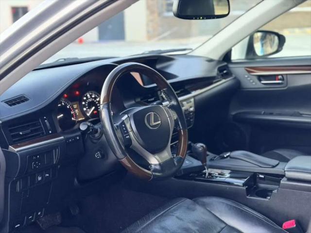 2015 Lexus ES 350 Crafted Line