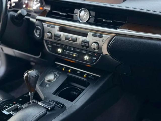 2015 Lexus ES 350 Crafted Line