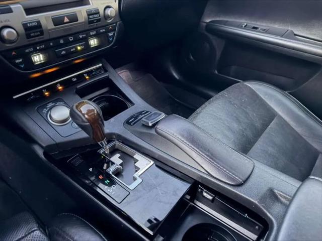 2015 Lexus ES 350 Crafted Line