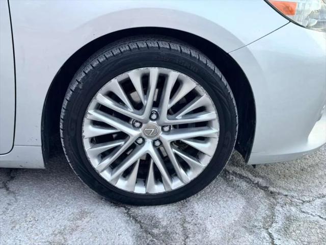 2015 Lexus ES 350 Crafted Line