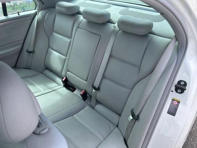 2005 Mercedes-Benz C 230 C 230 Sport