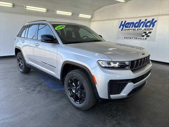 2026 Jeep Grand Cherokee GRAND CHEROKEE LAREDO ALTITUDE 4X4 2026 Jeep Grand Cherokee GRAND CHEROKEE LAREDO ALTITUDE 4X4