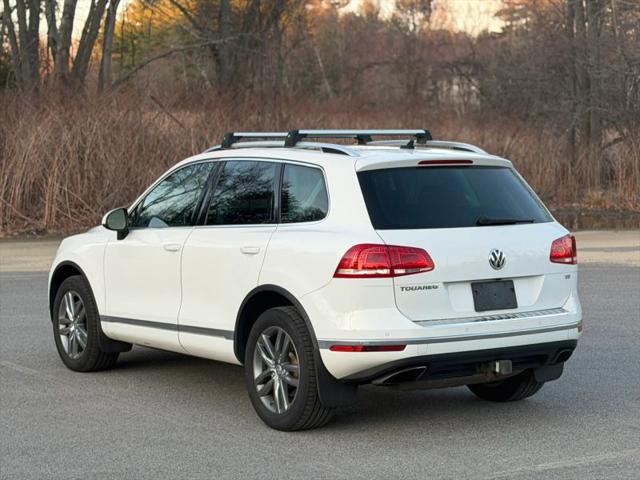2015 Volkswagen Touareg V6 Lux