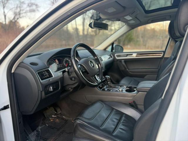 2015 Volkswagen Touareg V6 Lux
