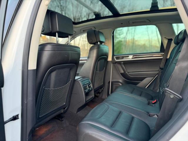 2015 Volkswagen Touareg V6 Lux