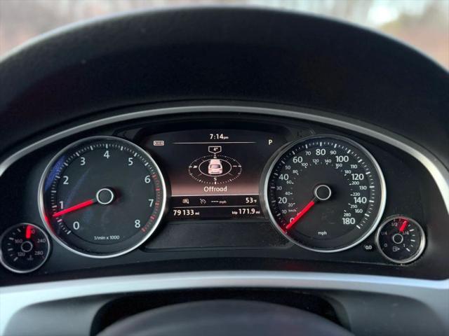 2015 Volkswagen Touareg V6 Lux
