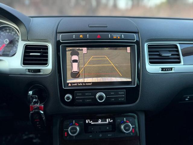 2015 Volkswagen Touareg V6 Lux