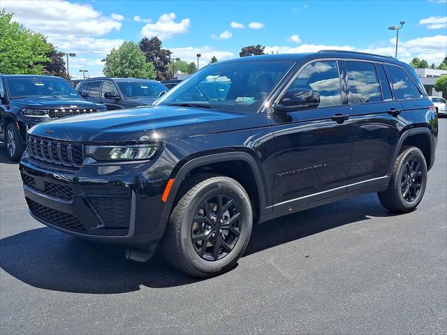 2026 Jeep Grand Cherokee GRAND CHEROKEE LAREDO ALTITUDE 4X4