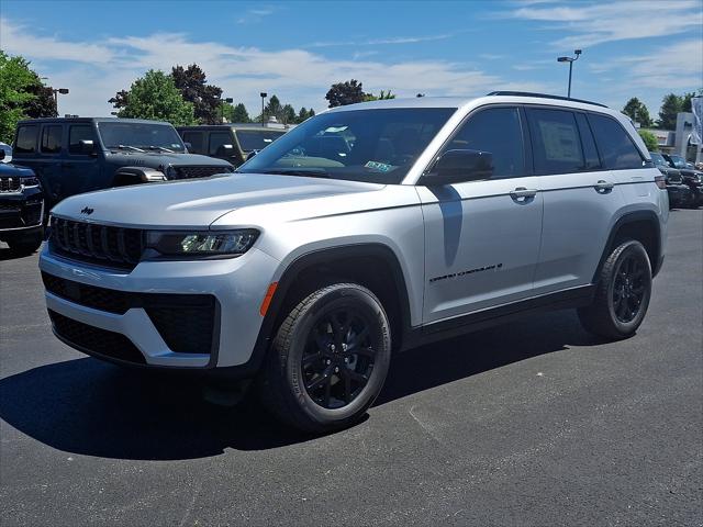 2026 Jeep Grand Cherokee GRAND CHEROKEE LAREDO ALTITUDE 4X4
