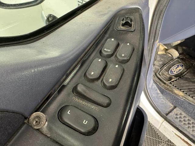 2000 Ford F-350 Base