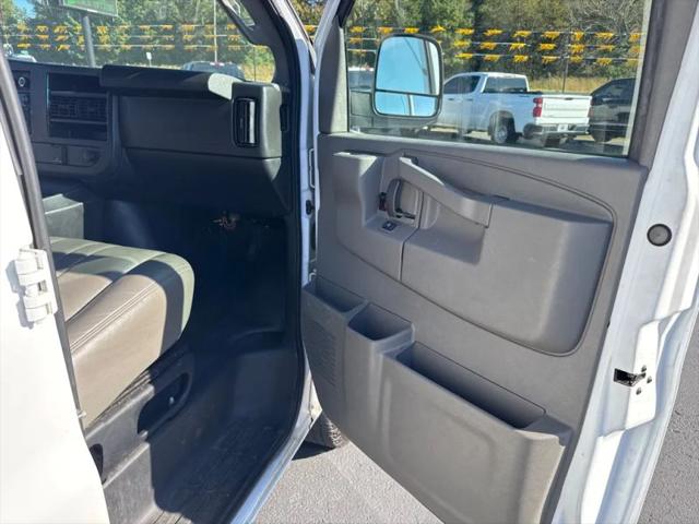 2021 Chevrolet Express Cargo Van RWD 2500 Regular Wheelbase WT
