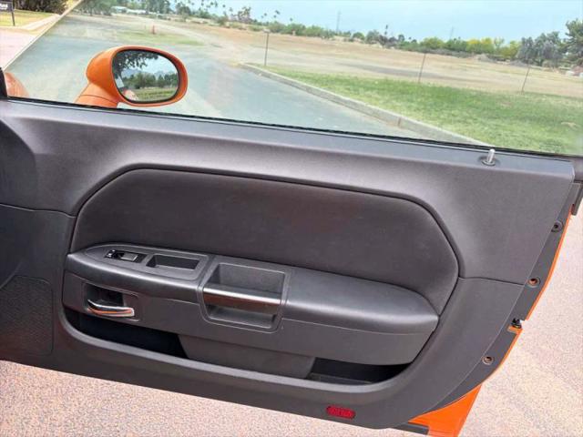 2012 Dodge Challenger SXT
