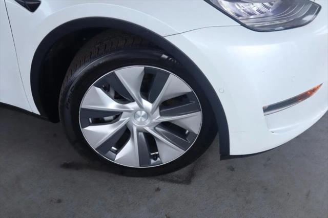2022 Tesla Model Y Long Range Dual Motor All-Wheel Drive