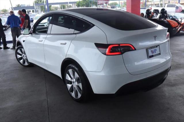 2022 Tesla Model Y Long Range Dual Motor All-Wheel Drive