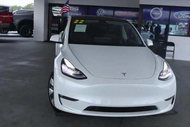 2022 Tesla Model Y Long Range Dual Motor All-Wheel Drive