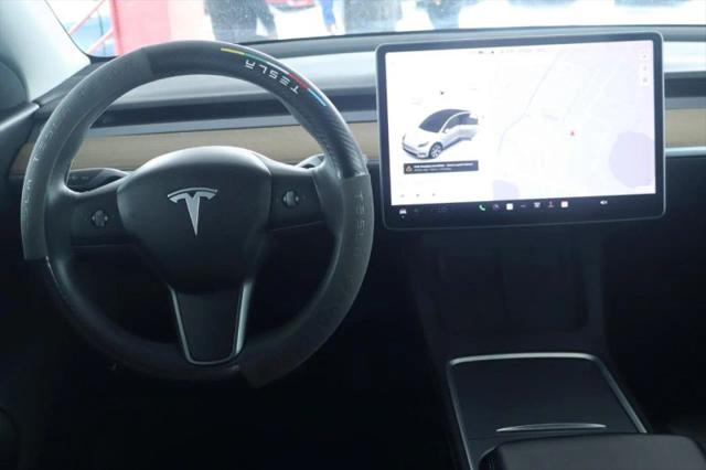 2022 Tesla Model Y Long Range Dual Motor All-Wheel Drive