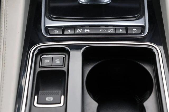 2020 Jaguar F-PACE SVR P550 AWD Automatic