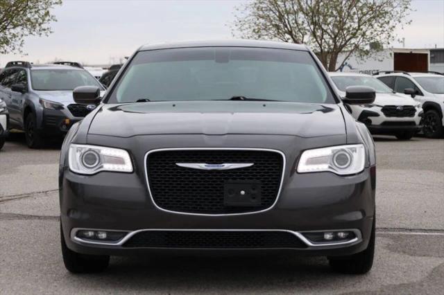 2017 Chrysler 300 Limited AWD