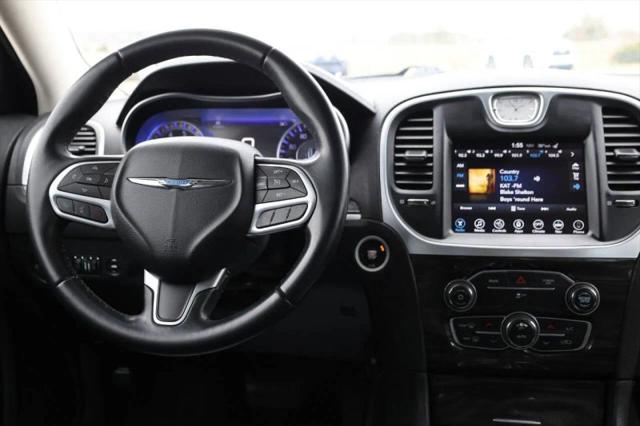 2017 Chrysler 300 Limited AWD