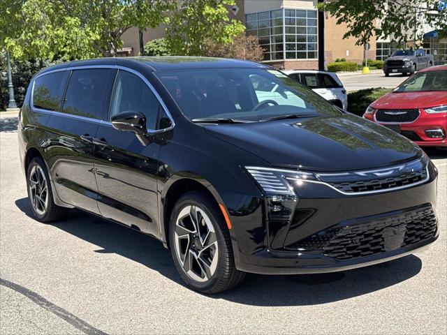 2027 Chrysler Pacifica PACIFICA LIMITED AWD