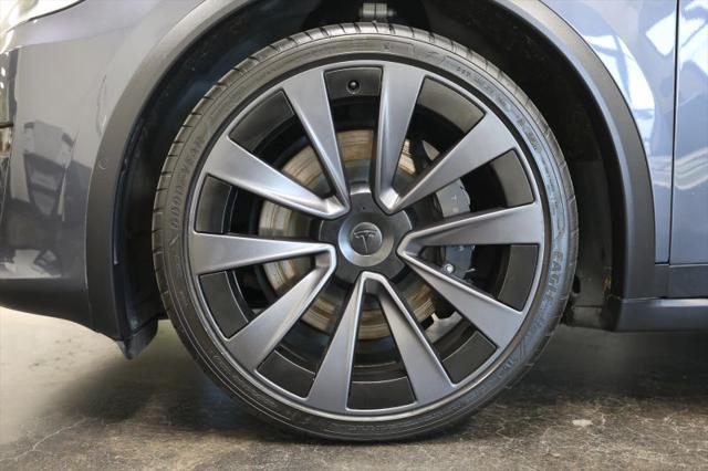 2022 Tesla Model X Plaid Tri Motor All-Wheel Drive