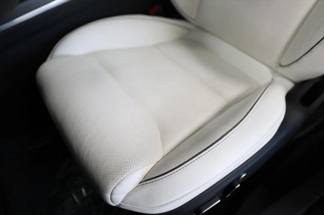 2022 Tesla Model X Plaid Tri Motor All-Wheel Drive
