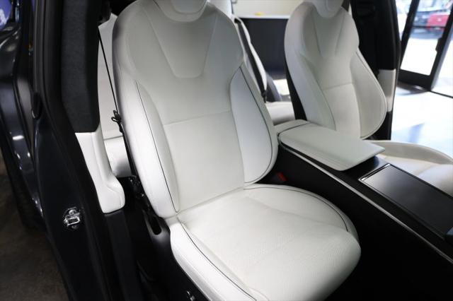 2022 Tesla Model X Plaid Tri Motor All-Wheel Drive