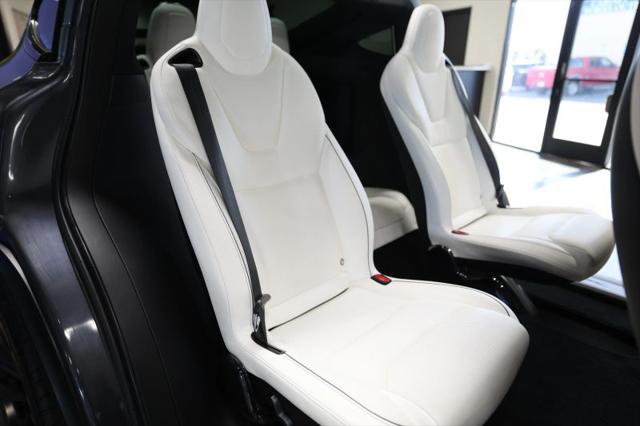 2022 Tesla Model X Plaid Tri Motor All-Wheel Drive