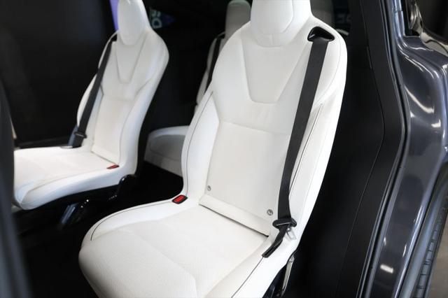 2022 Tesla Model X Plaid Tri Motor All-Wheel Drive