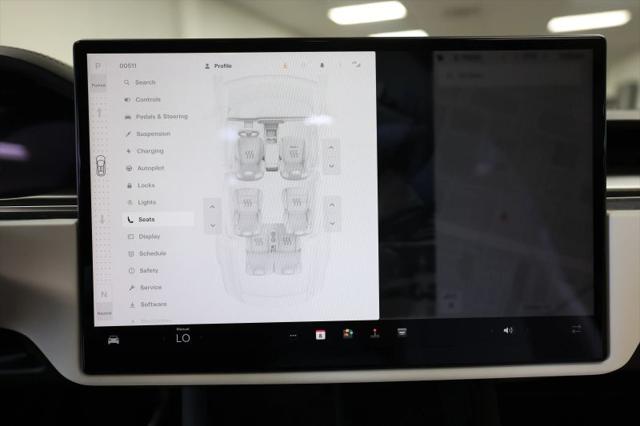 2022 Tesla Model X Plaid Tri Motor All-Wheel Drive