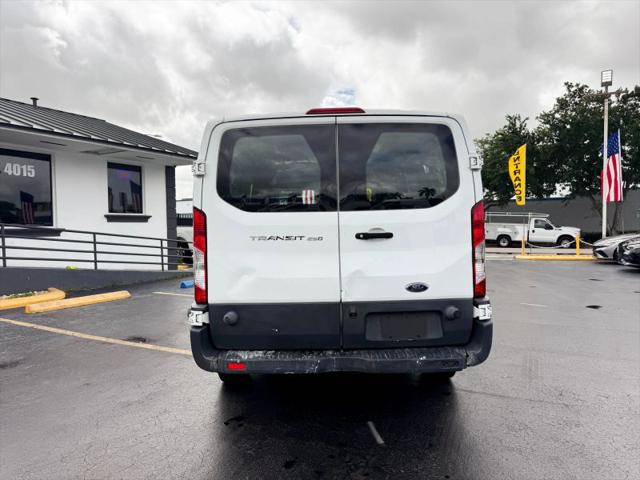 2018 Ford Transit w/60/40 Side Door w/LWB