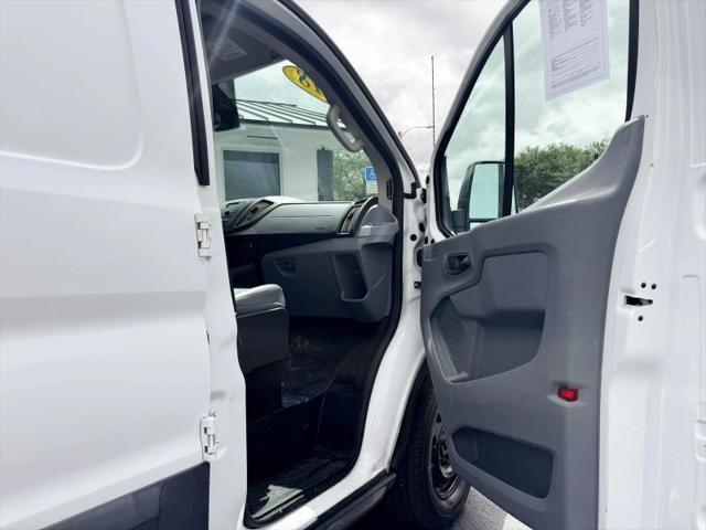 2018 Ford Transit w/60/40 Side Door w/LWB