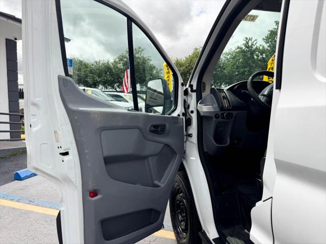 2018 Ford Transit w/60/40 Side Door w/LWB