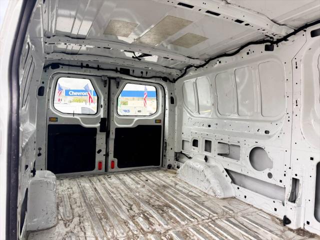2018 Ford Transit w/60/40 Side Door w/LWB