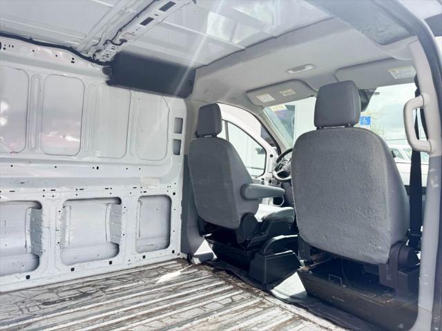 2018 Ford Transit w/60/40 Side Door w/LWB