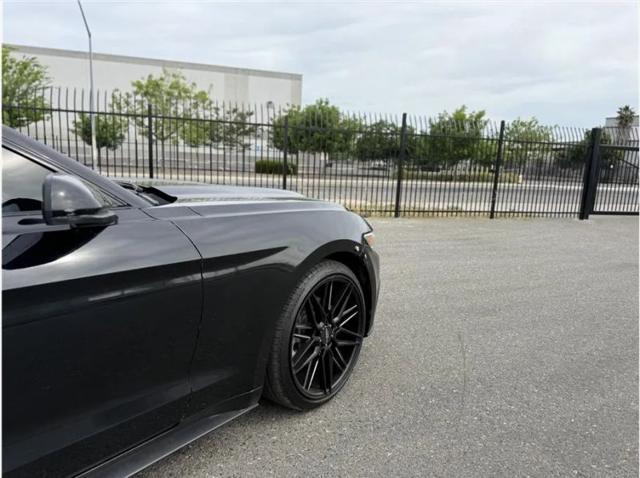2017 Ford Mustang EcoBoost